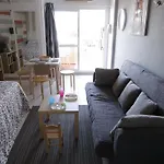 Anna&Pierre-Noel apartment.